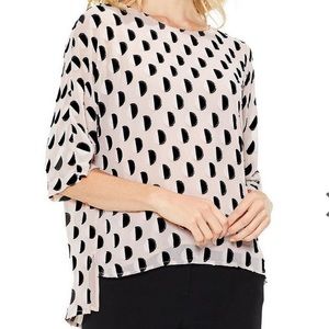 Vince Camuto White And Black Blouse Size XL